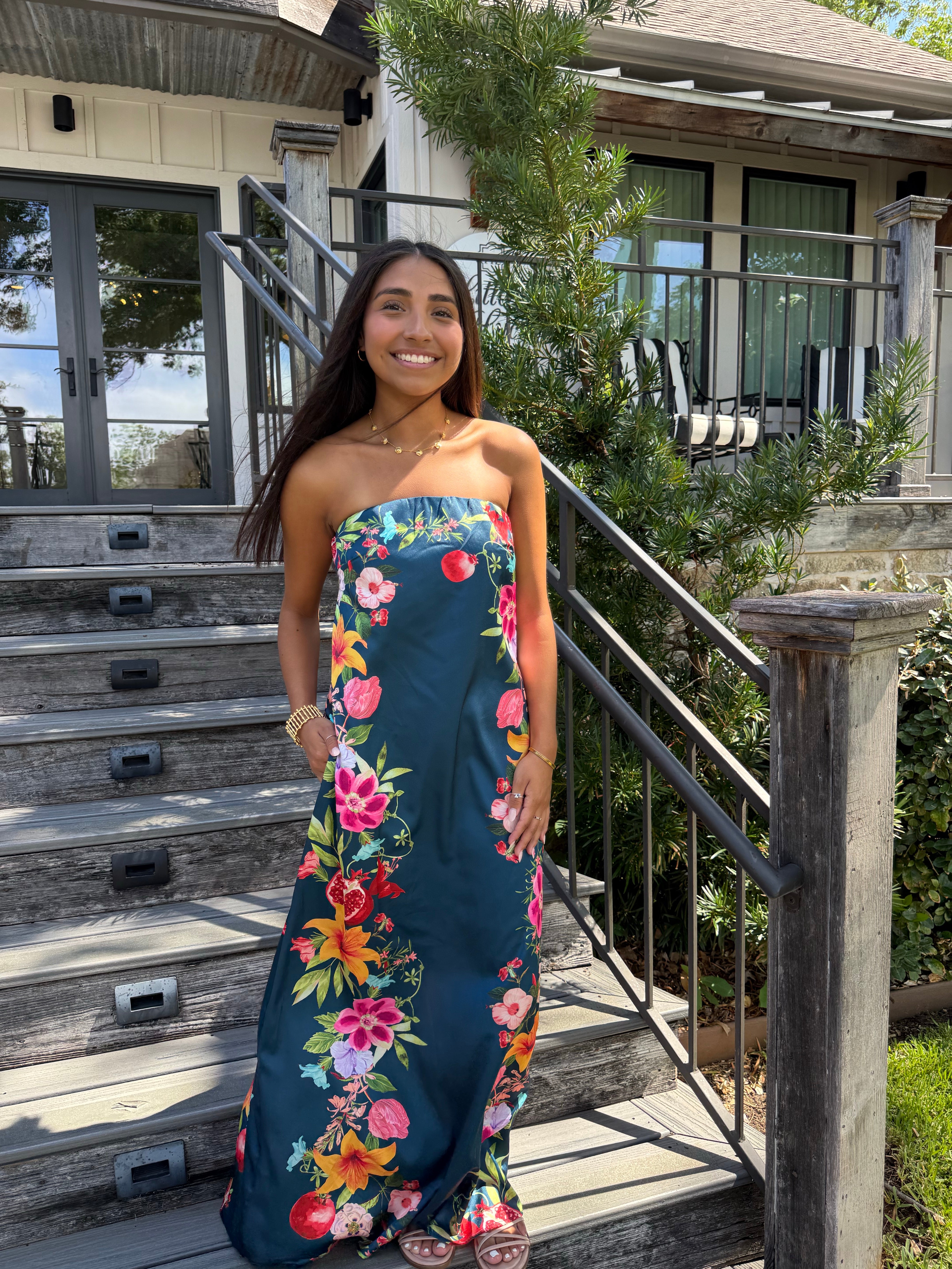 ivy floral maxi dress *BELLES & DOORBUSTER* Ivy Floral Maxi Dress in White *Final Sale*