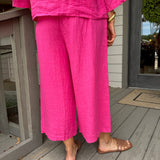 Fuschia Cropped Linen Pant